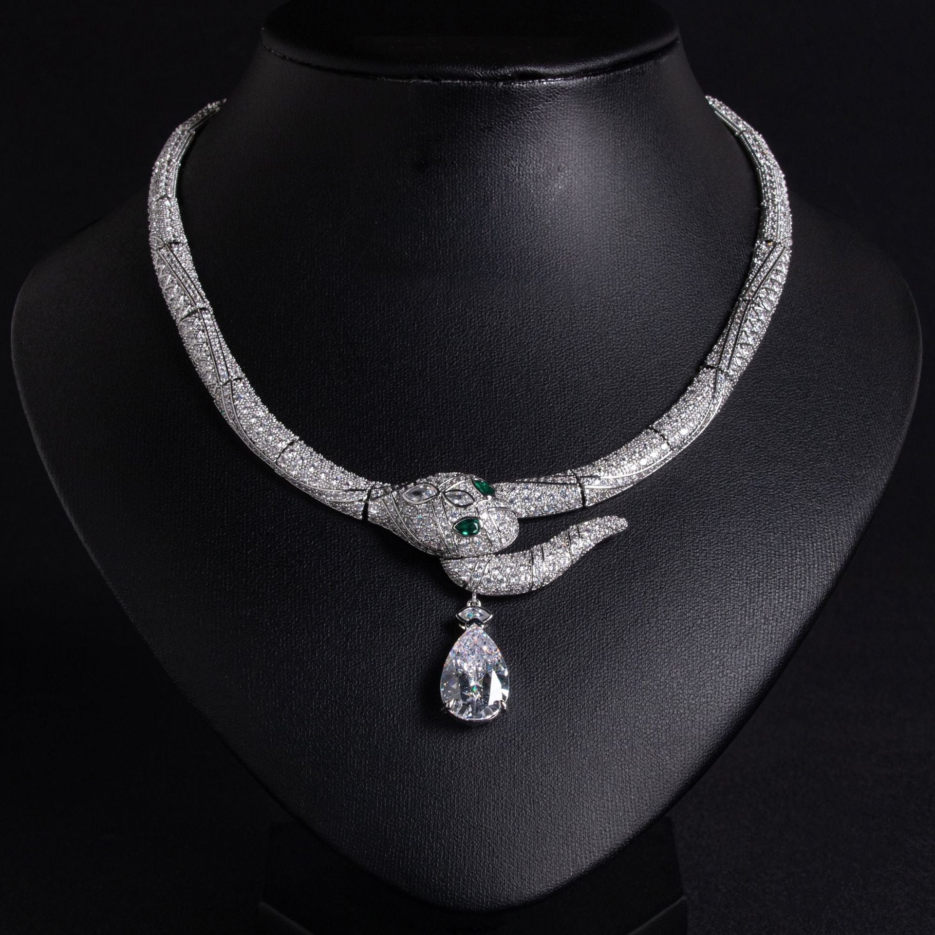 S925 Silver Snake-Shaped Cubic Zirconia Necklace